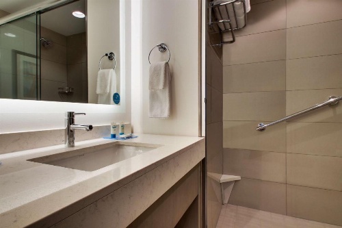 Hyatt House Oak Brook image 24