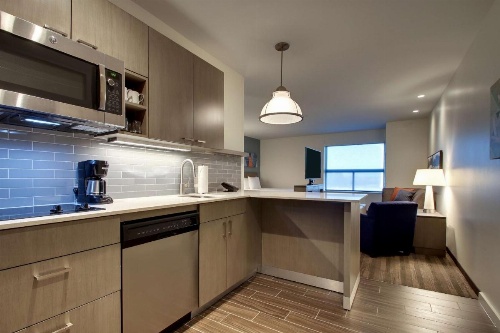 Hyatt House Oak Brook image 40